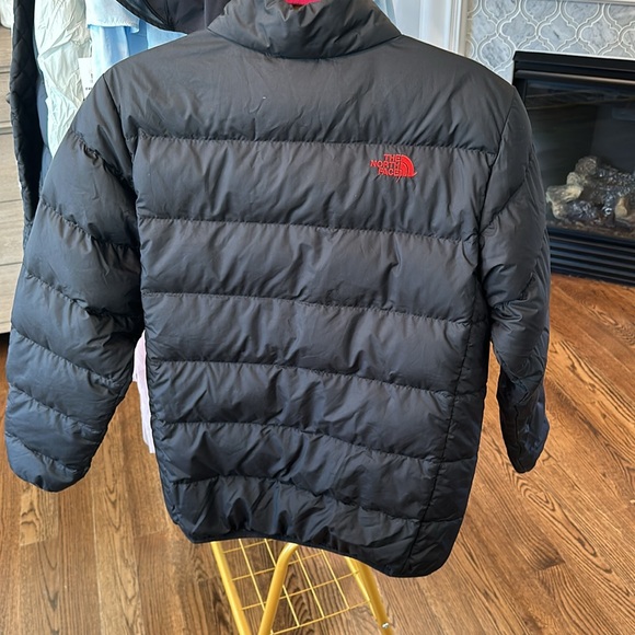 boys north face coat - Picture 2 of 3
